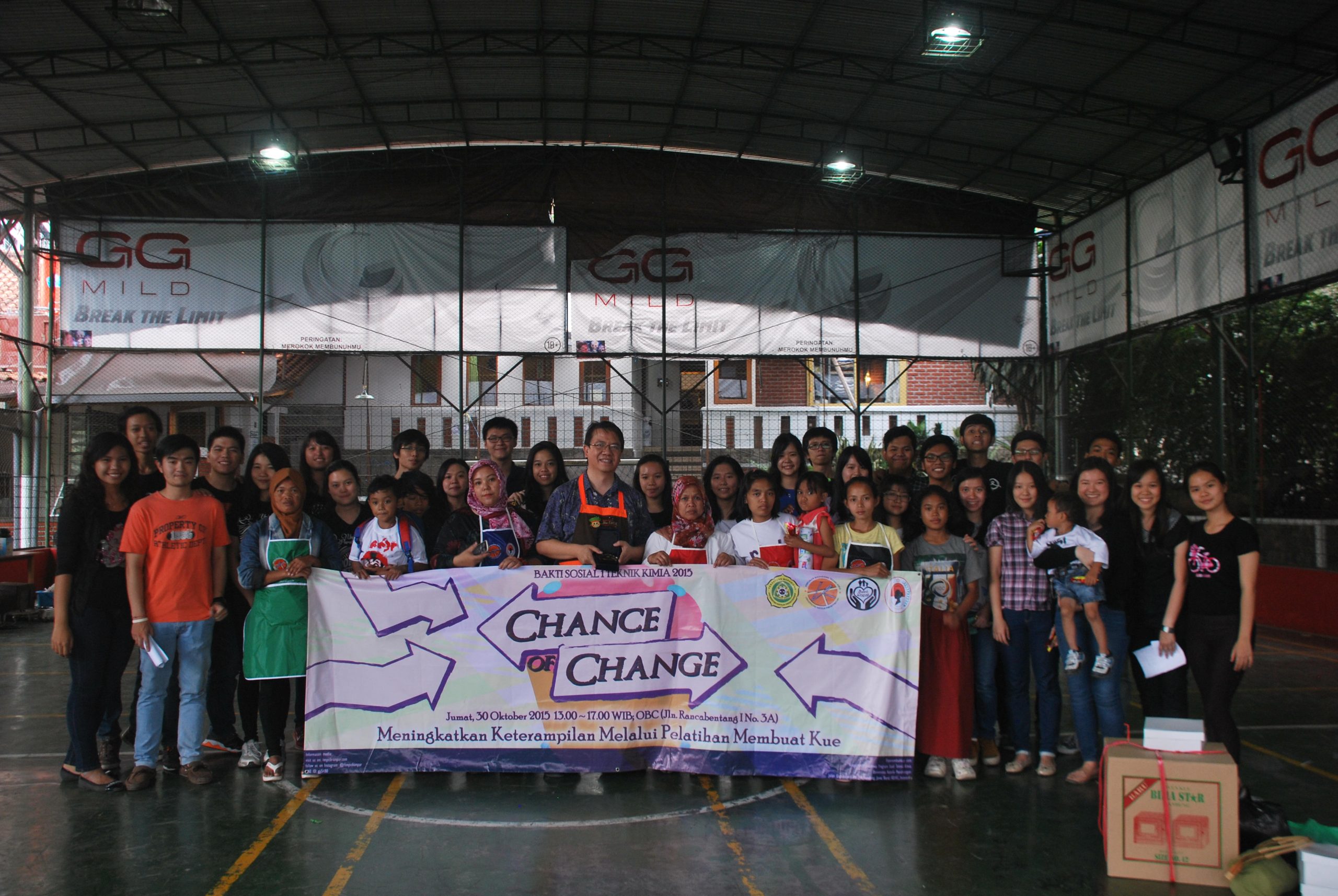 Bakti Sosial Himpunan Mahasiswa Teknik Kimia: Chance of Change