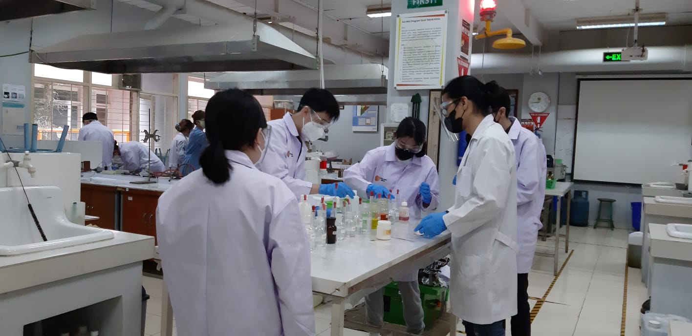 Workshop Praktikum untuk Mahasiswa Angkatan 2021