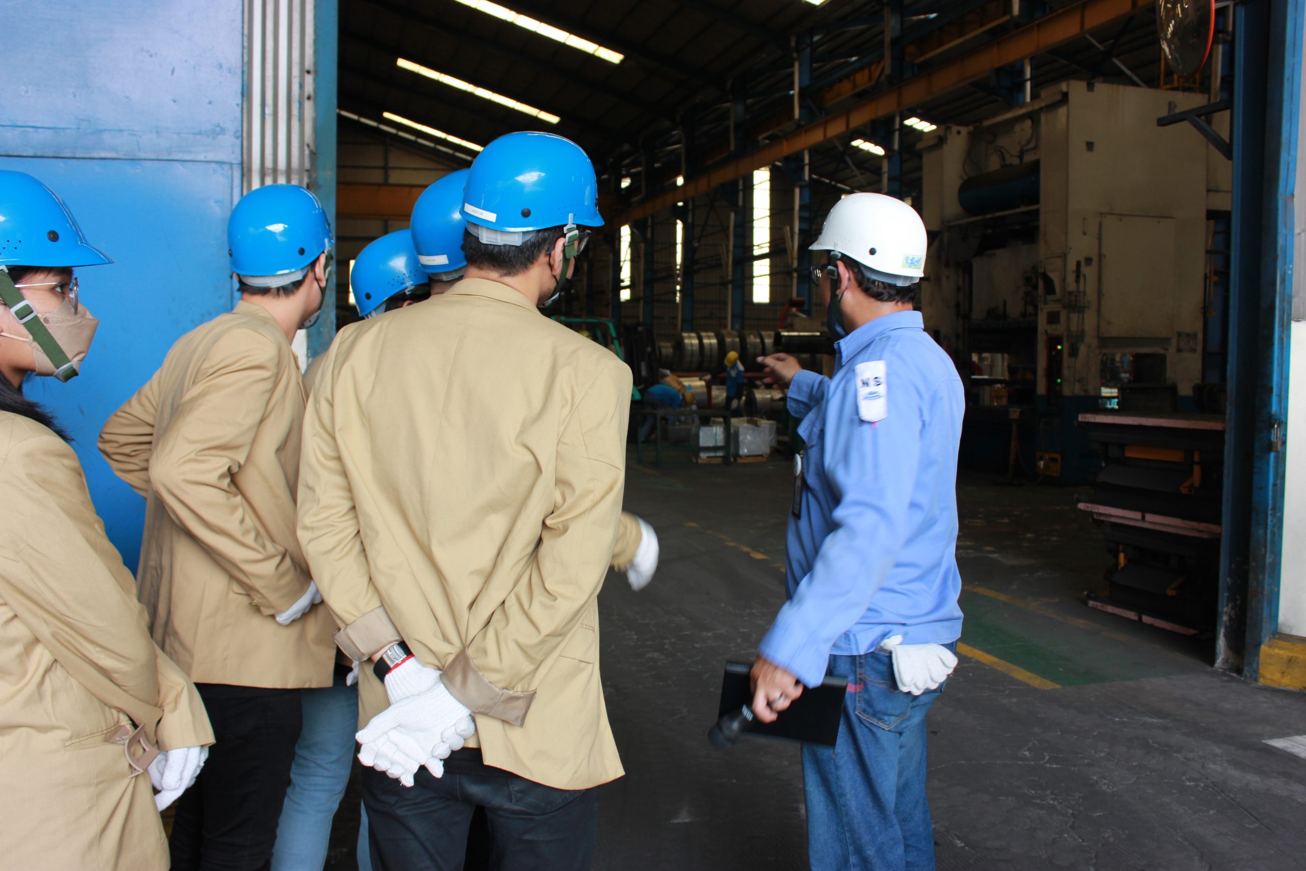 Studi Pabrik Angkatan 2019 di PT. Adyawinsa Stamping Industries